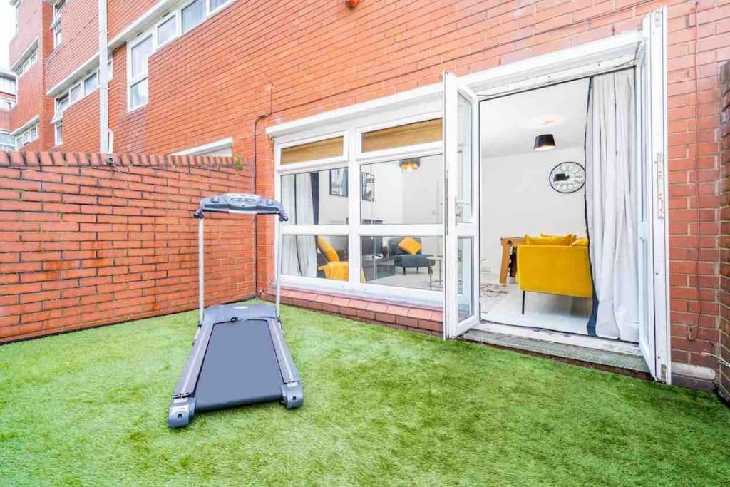 ✪Central✪6Bed✪ Parking✪Pool Table✪Private Patio ✪ Birmingam Exterior foto